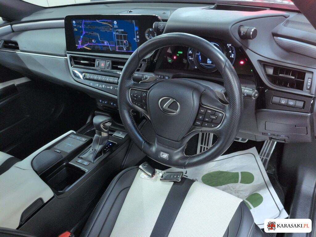 Lexus Es 2022 z aukcji japońskiej