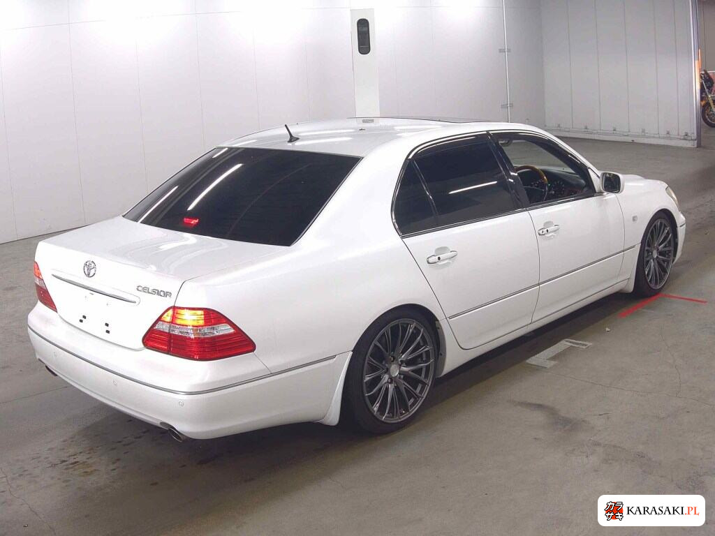 Toyota Celsior 2004 z aukcji japońskiej