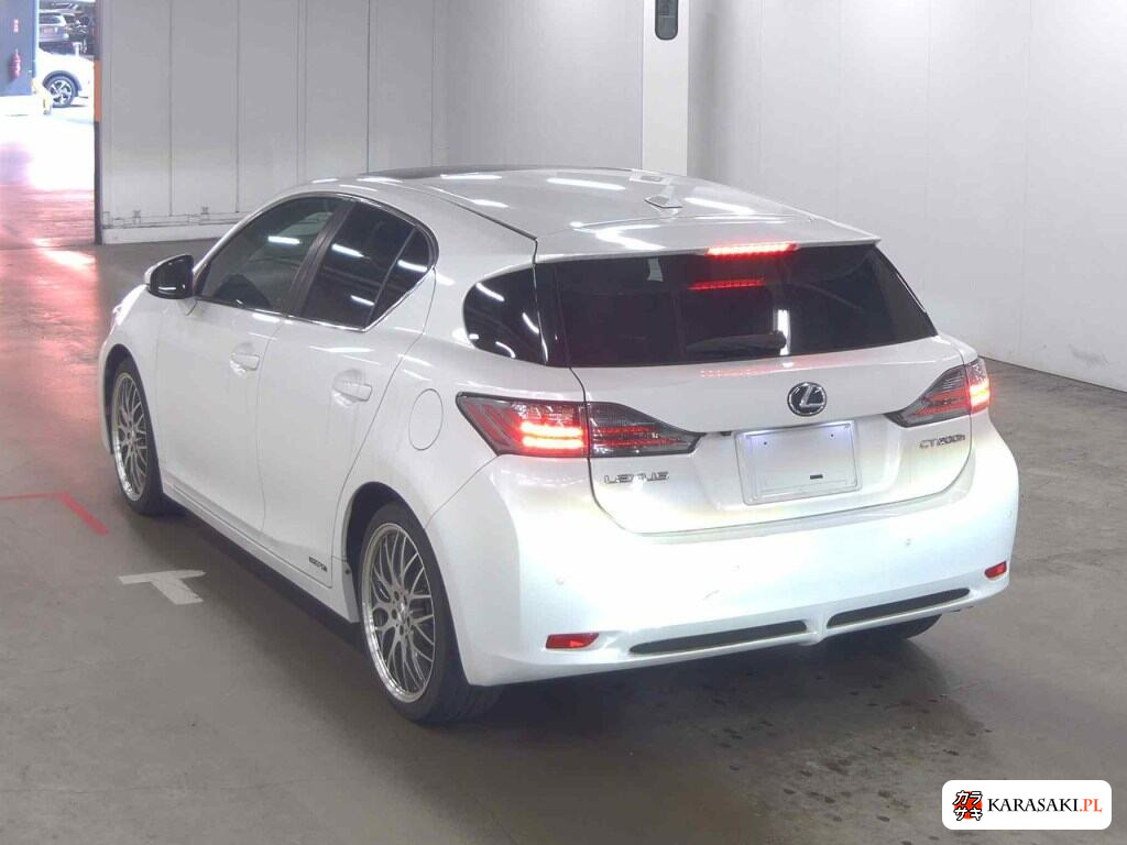 Lexus CT 2013 z aukcji japońskiej