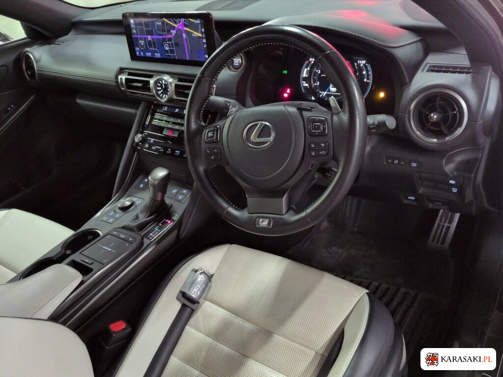 Lexus Is 2021 z aukcji japońskiej