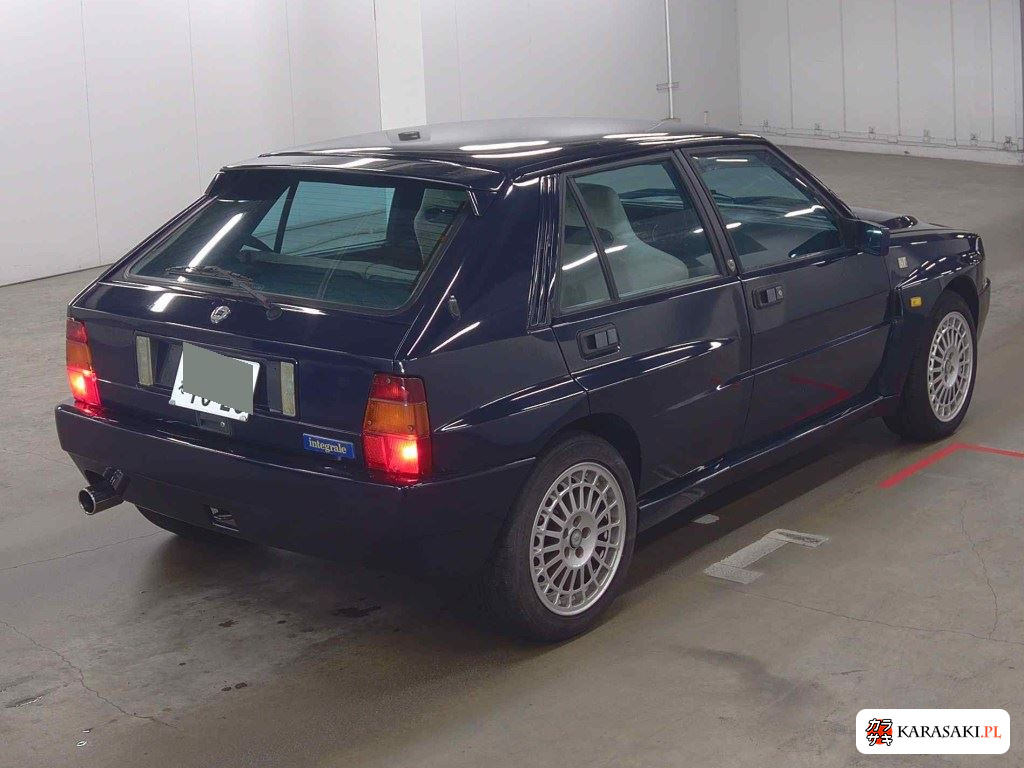 Lancia Delta 1993 z aukcji japońskiej