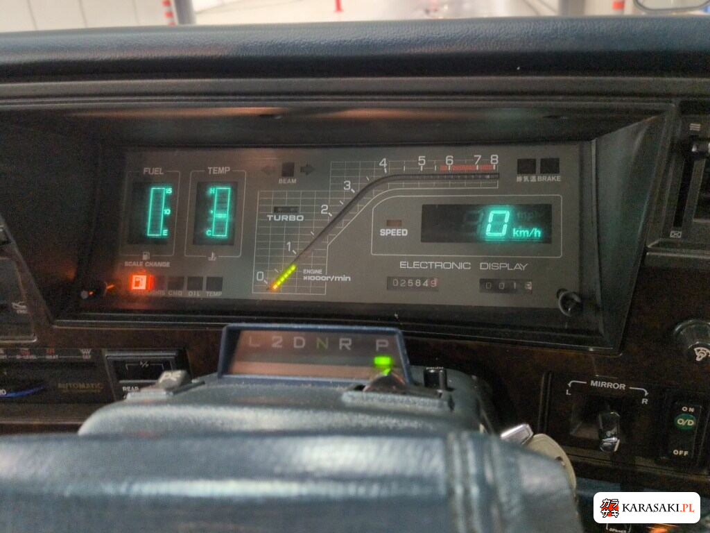 Toyota MS110 1982 z aukcji japońskiej