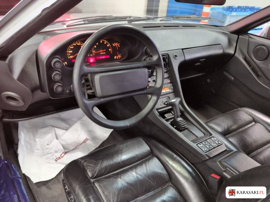 Porsche 928 1991 z aukcji japońskiej