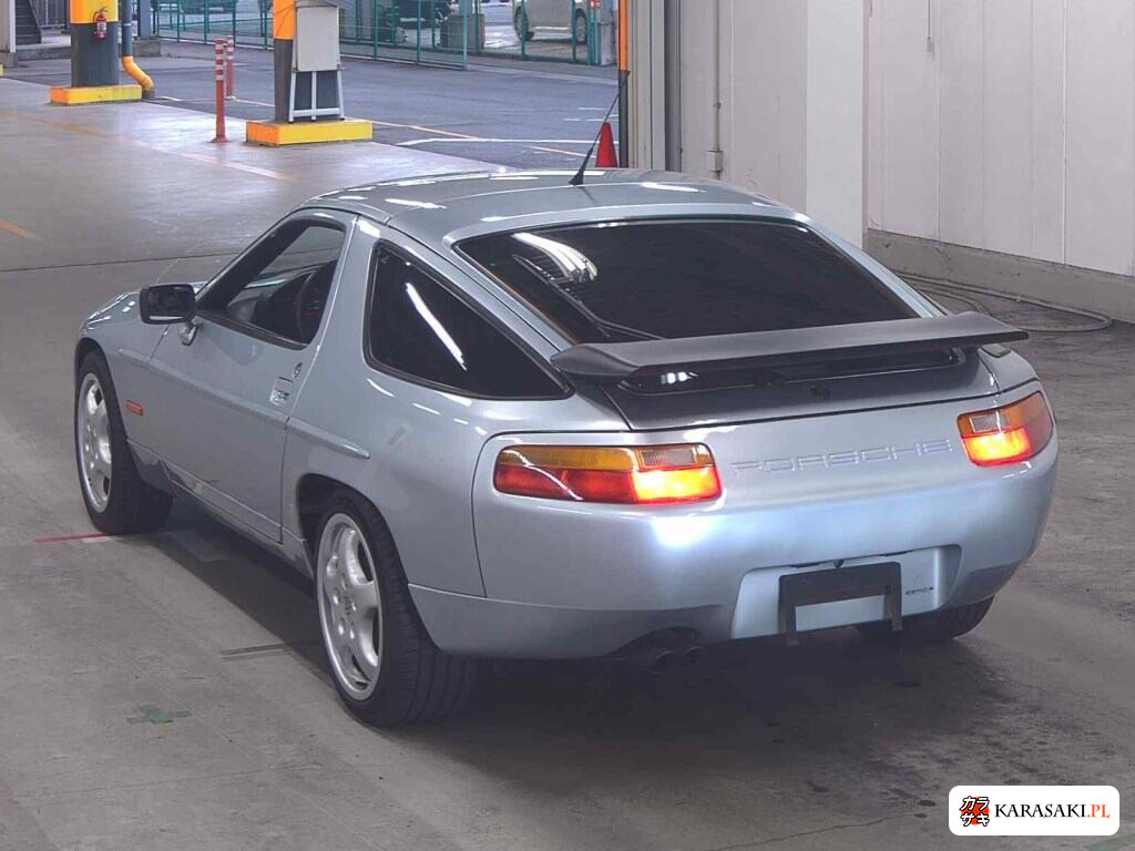 Porsche 928 1991 z aukcji japońskiej