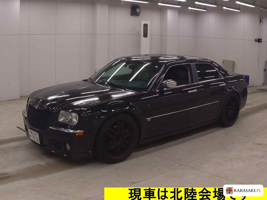 Chrysler 300C 2005 z aukcji japońskiej