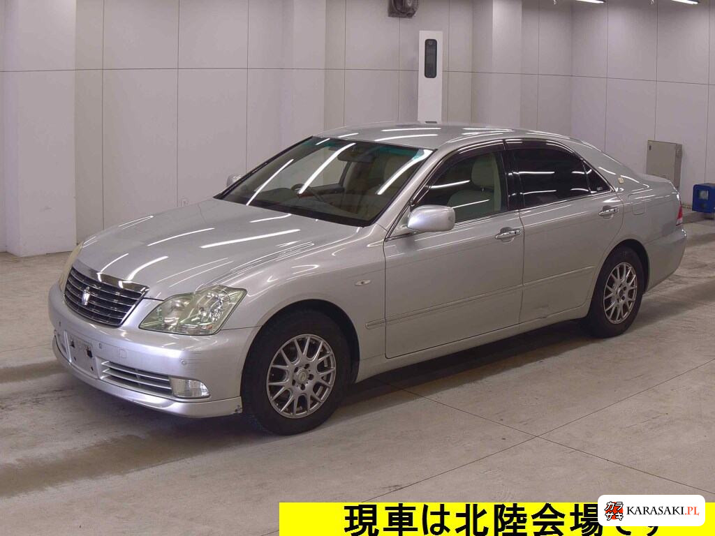 Toyota Crown 2004 z aukcji japońskiej