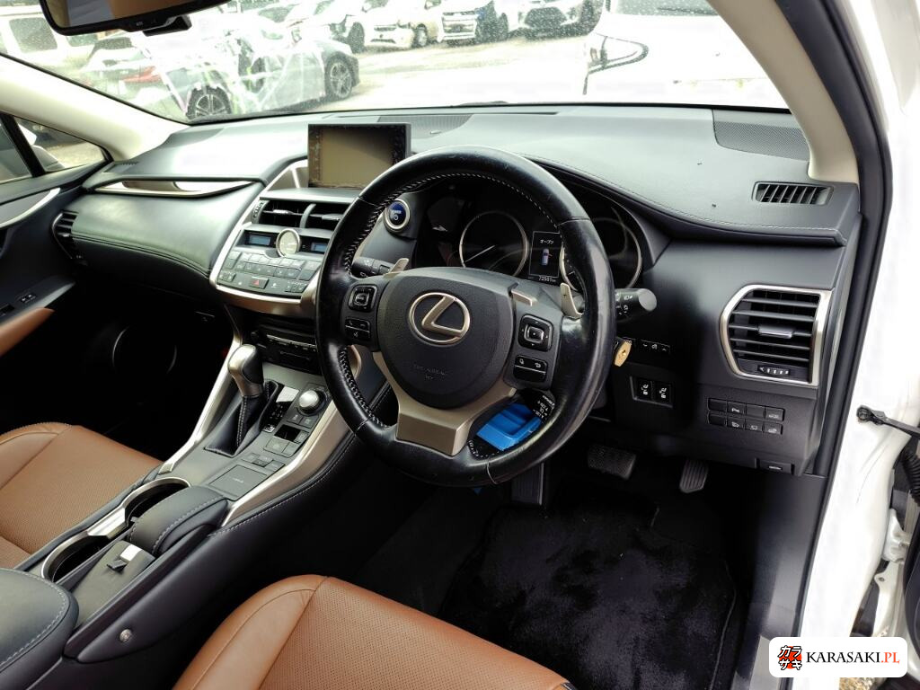 Lexus NX 2016 z aukcji japońskiej
