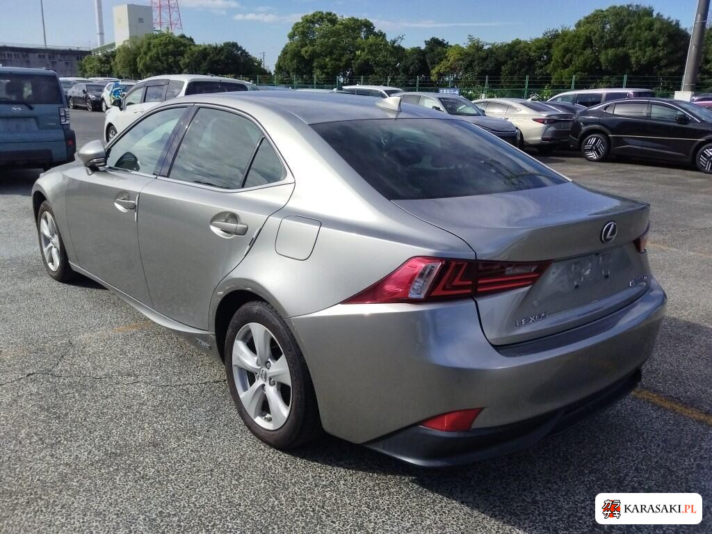 Lexus Is 2013 z aukcji japońskiej