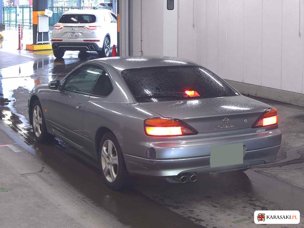 Nissan Silvia 2001 z aukcji japońskiej