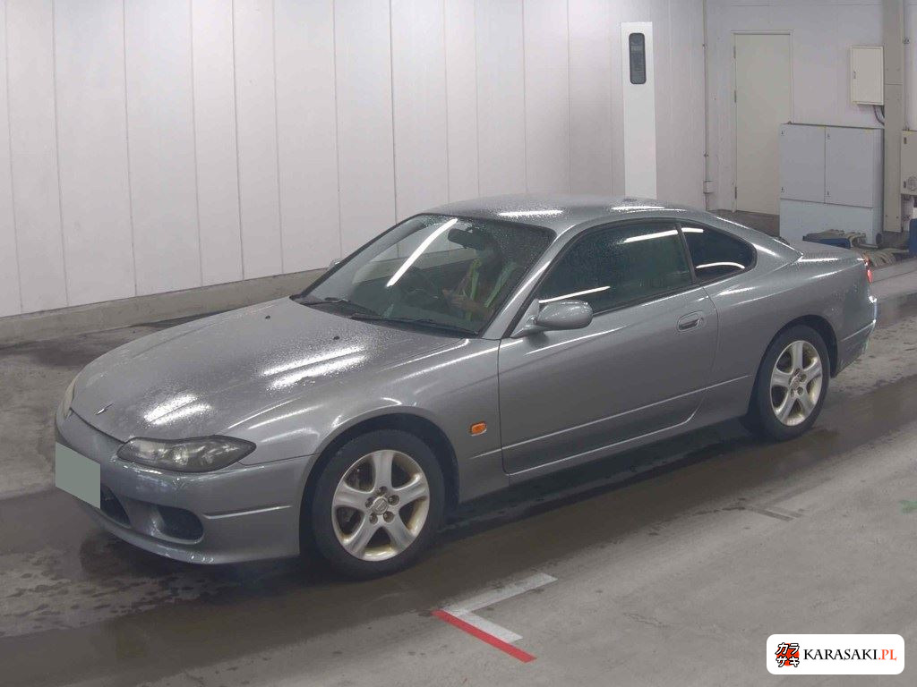 Nissan Silvia 2001 z aukcji japońskiej