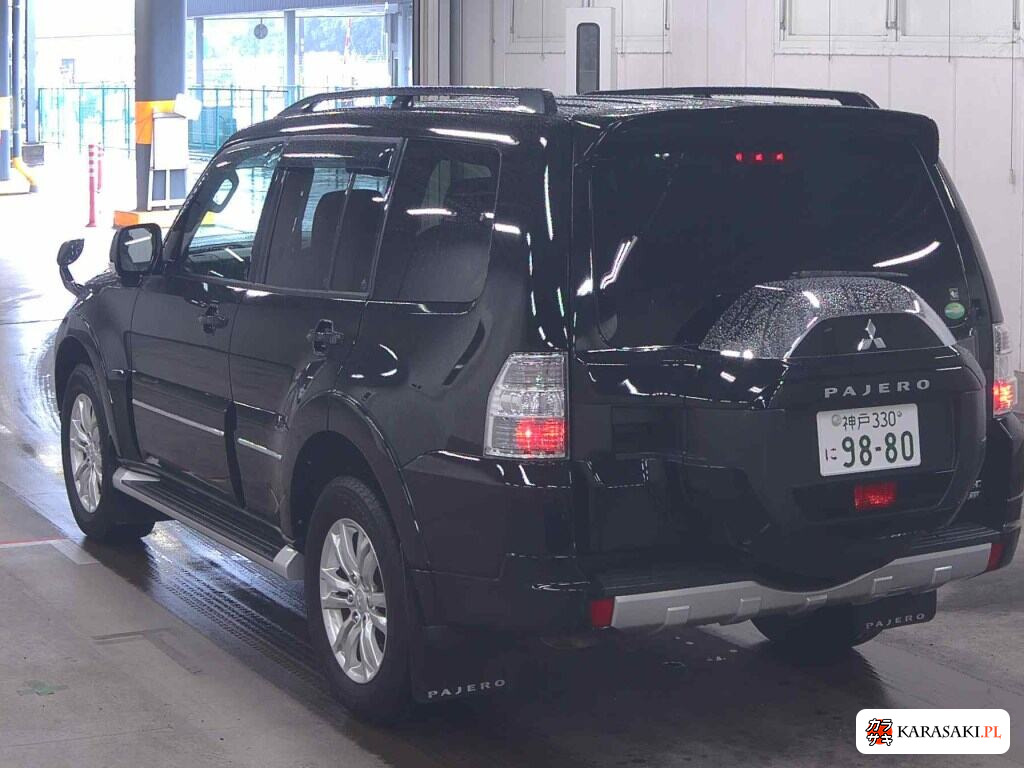 Mitsubishi Pajero 2020 z aukcji japońskiej