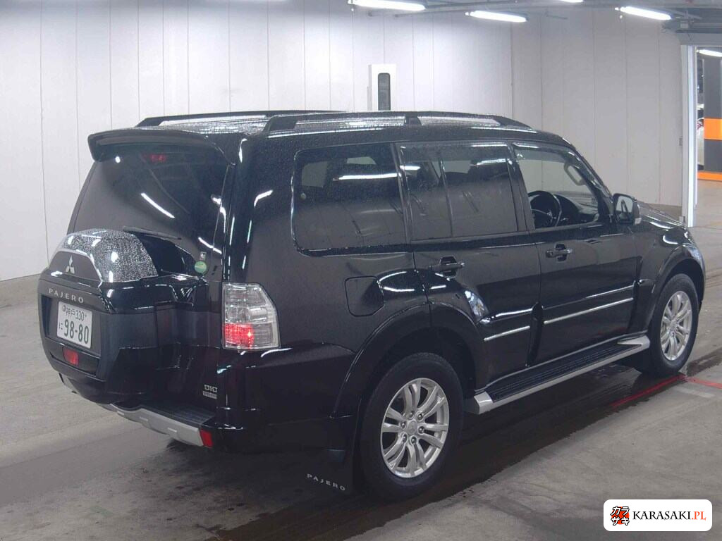 Mitsubishi Pajero 2020 z aukcji japońskiej
