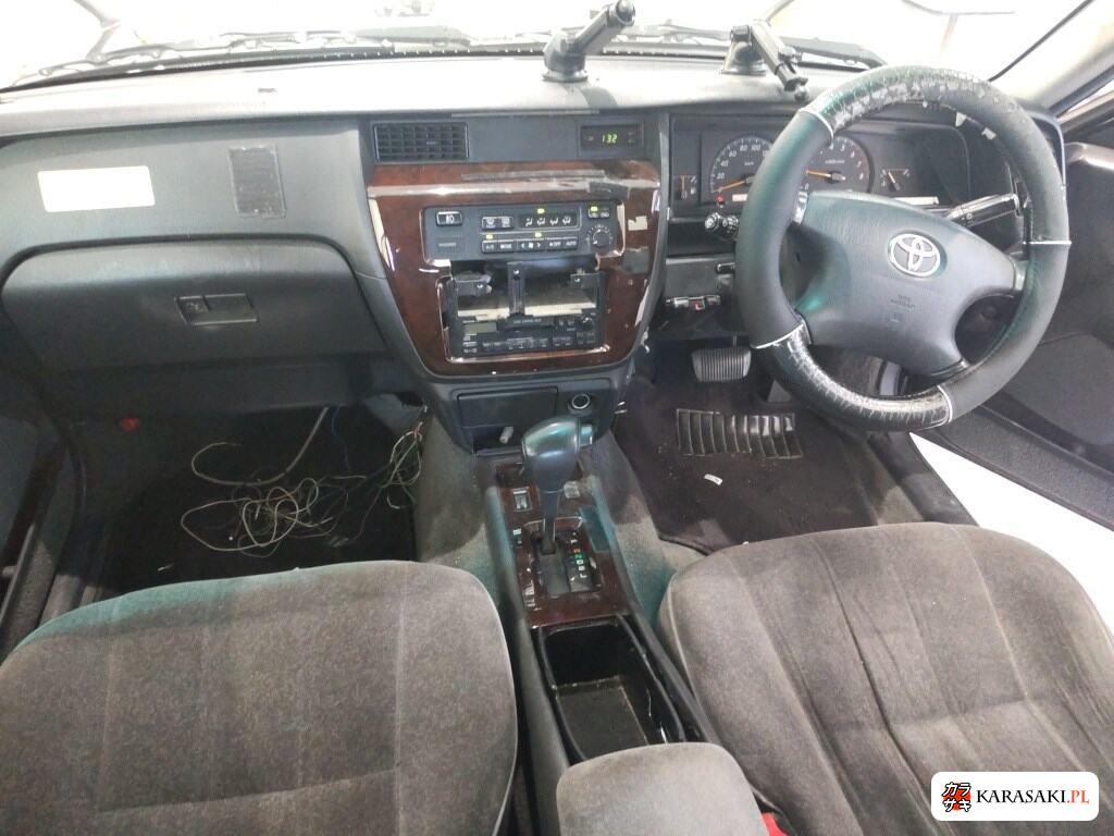 2012 Toyota Crown Comfort 5