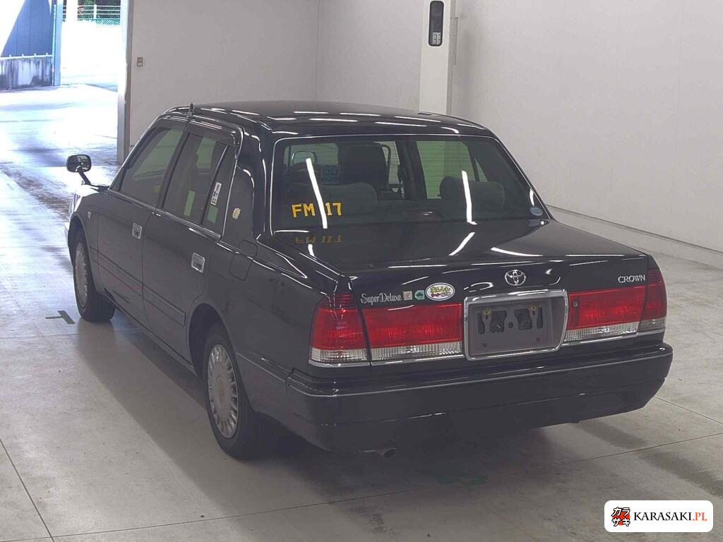 2012 Toyota Crown Comfort 2