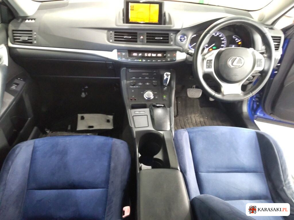 2011 Lexus CT CT200H Version C 5
