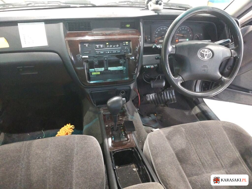 2012 Toyota Crown Comfort 5