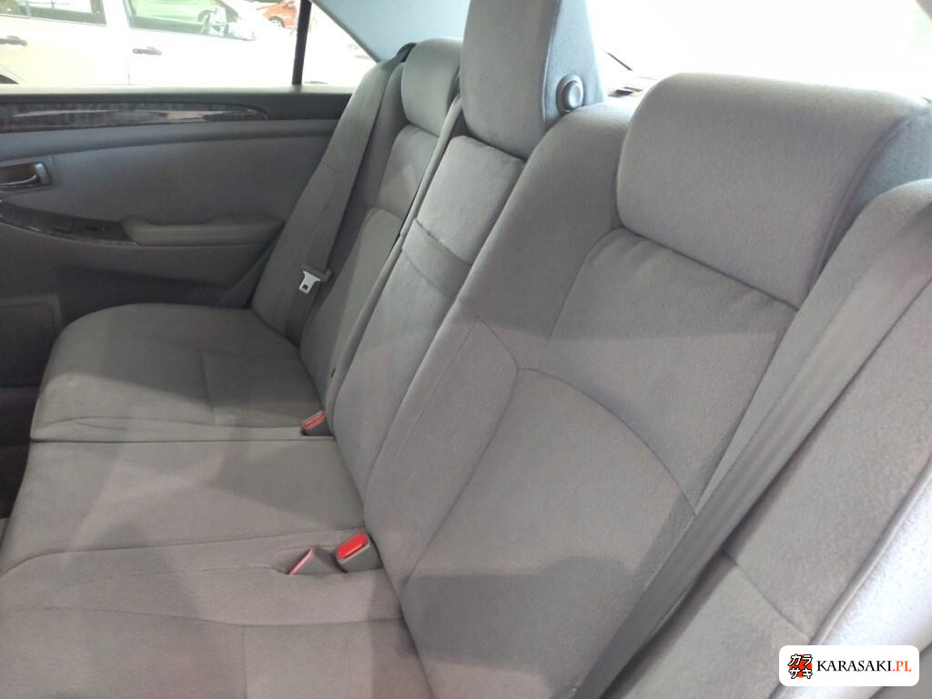 2004 Toyota Crown 4D Royal Saloon 6