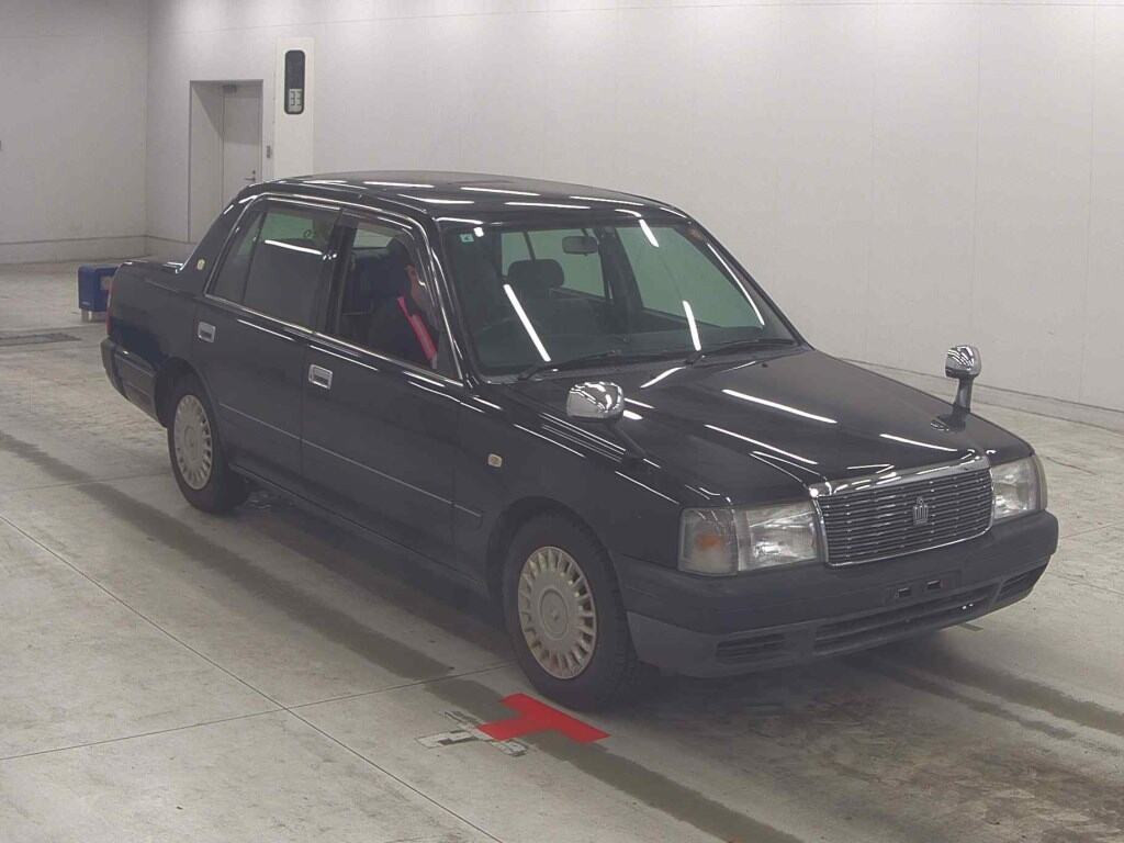 Toyota Crown Comfort 2008 z aukcji japońskiej