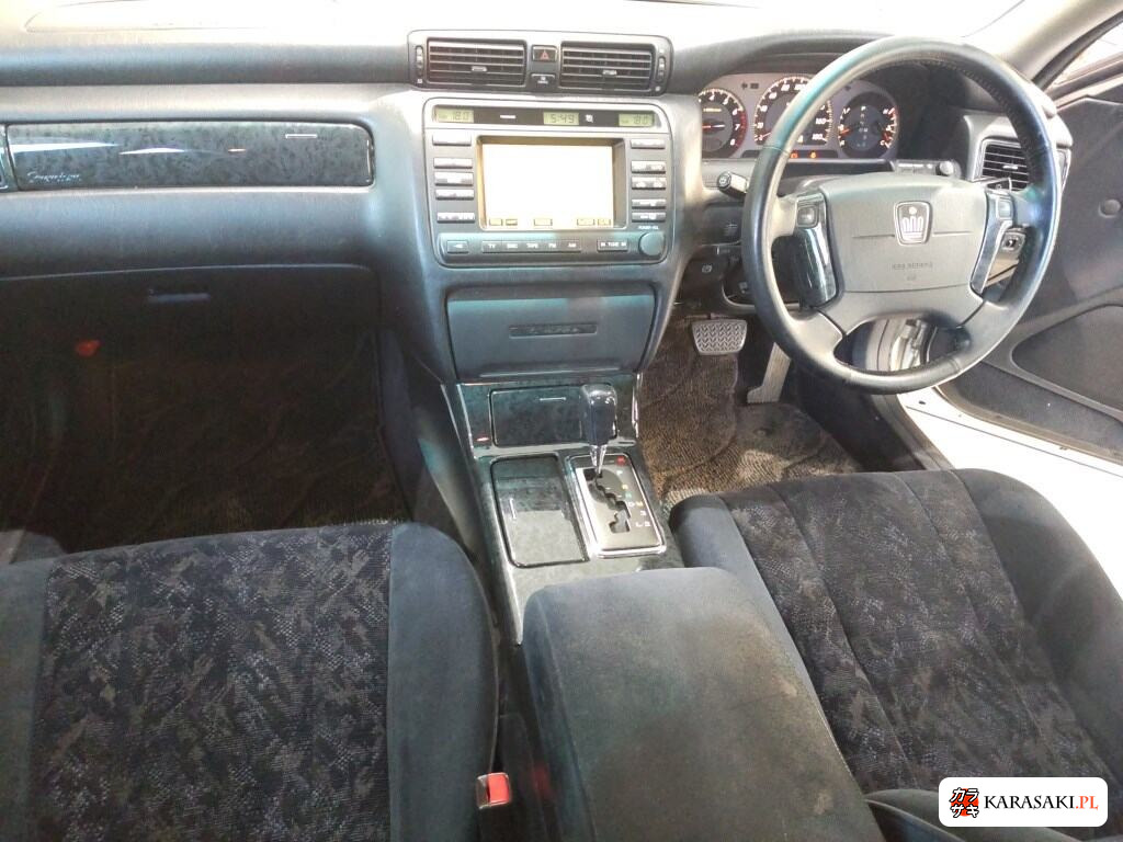Toyota Crown Estate 2003 z aukcji japońskiej