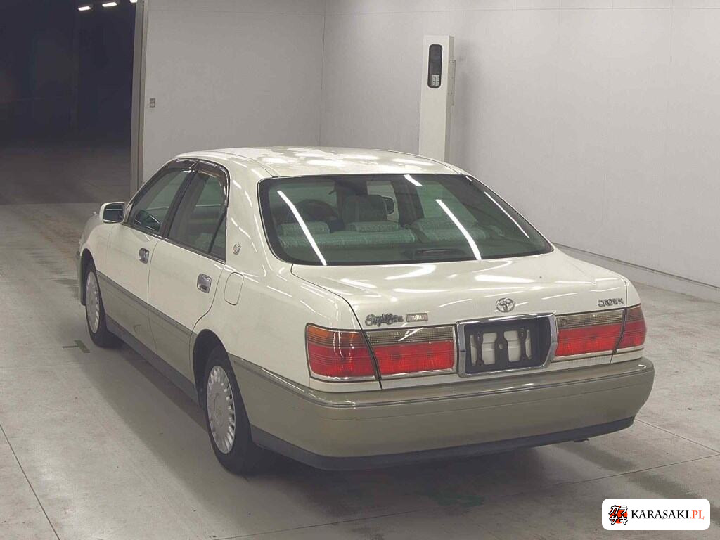 Toyota Crown 2001 z aukcji japońskiej