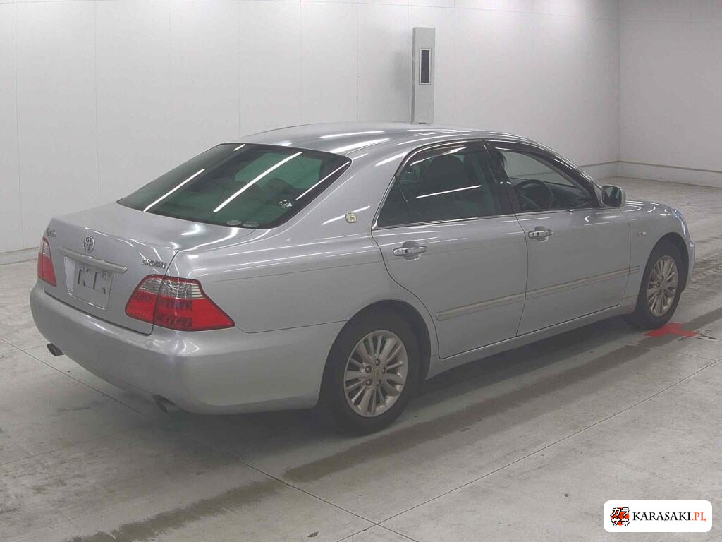 Toyota Crown 2006 z aukcji japońskiej