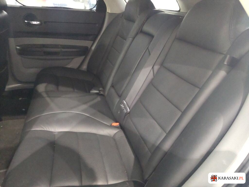 2010 Dodge Magnum Se 6