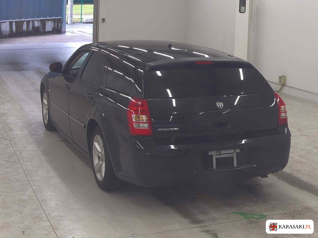2010 Dodge Magnum Se 2