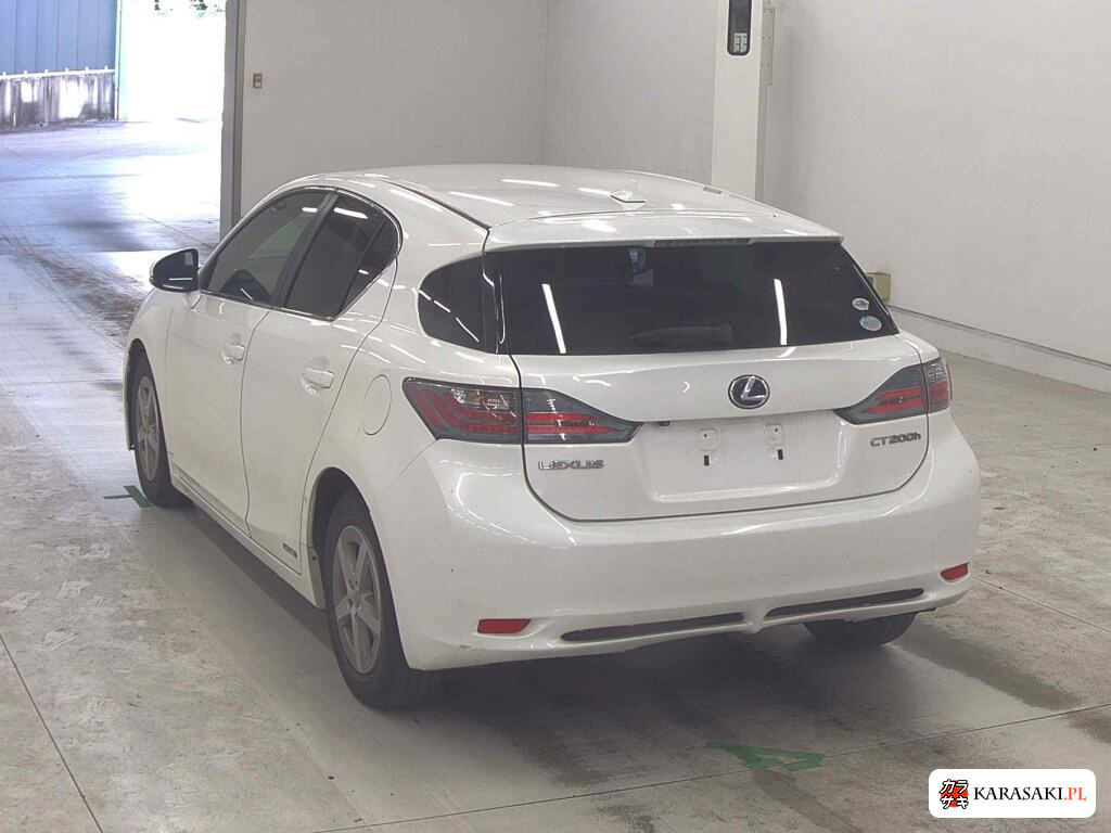2011 Lexus CT CT200H 2