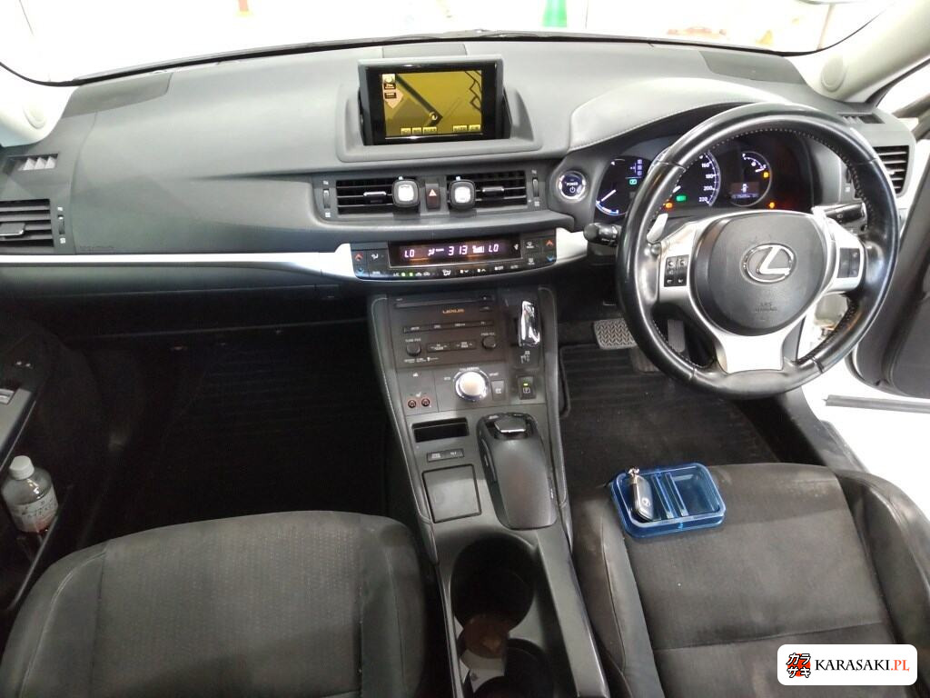 2011 Lexus CT CT200H 5
