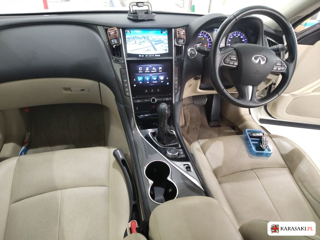 Nissan Skyline 2015 z aukcji japońskiej