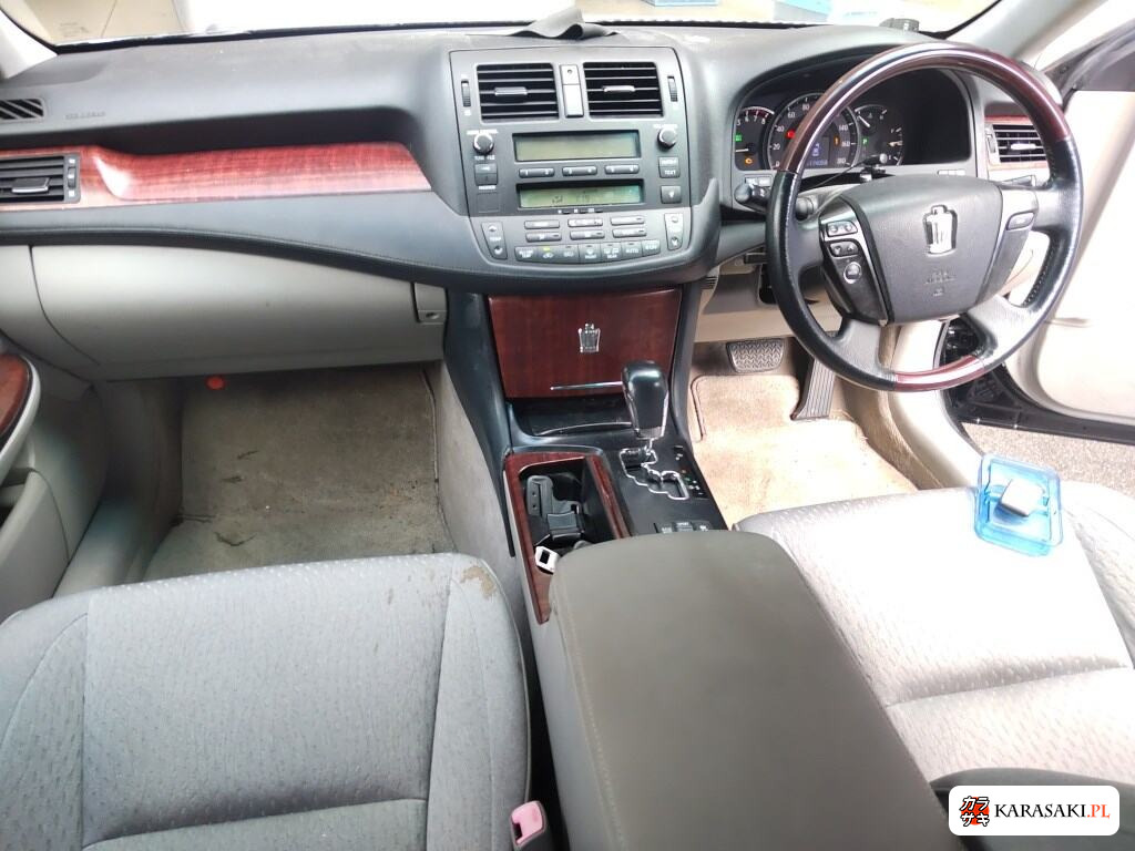 Toyota Crown 2008 z aukcji japońskiej