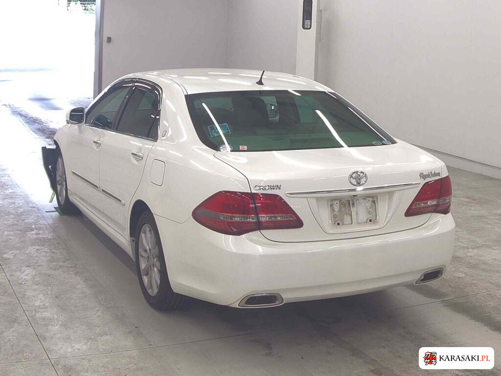 Toyota Crown 2009 z aukcji japońskiej