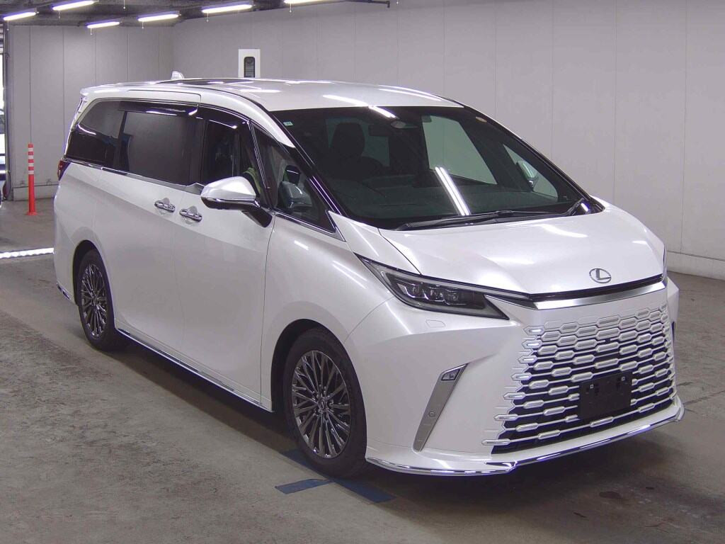 Lexus LM 2025 z aukcji japońskiej
