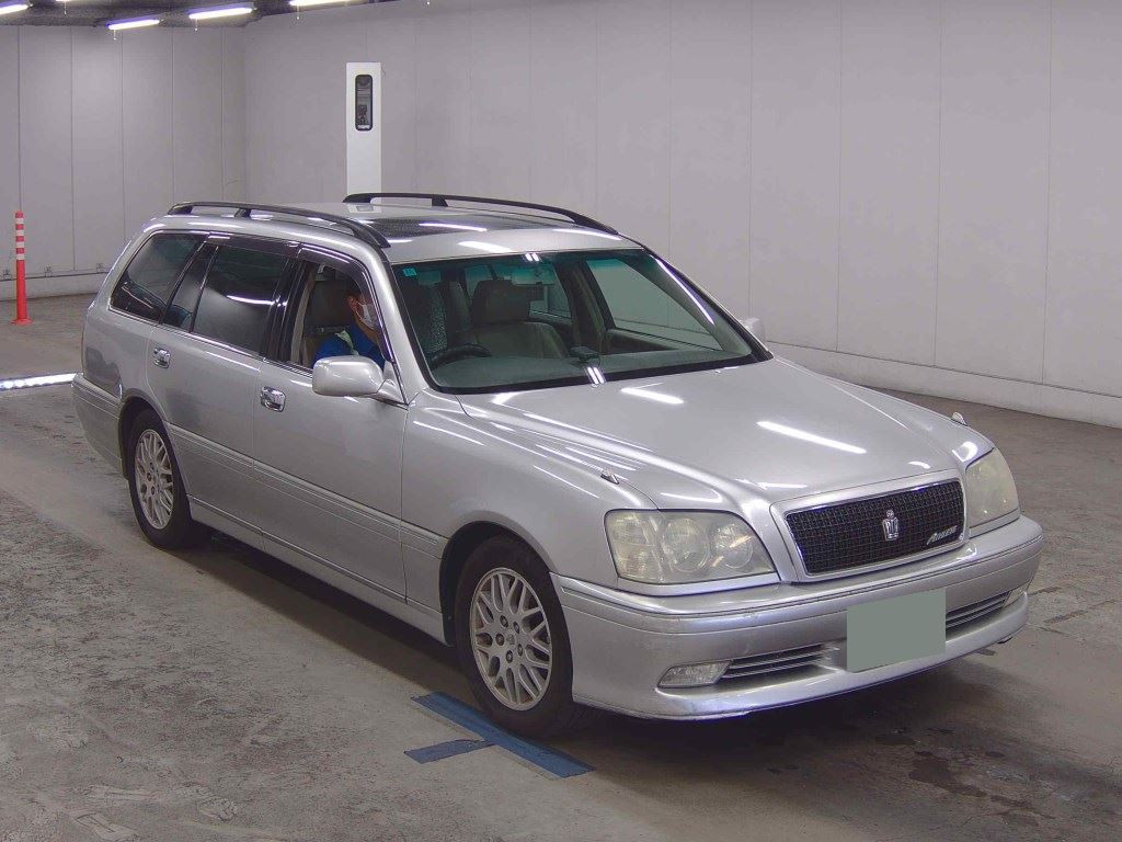 Toyota Crown Estate 2000 z aukcji japońskiej