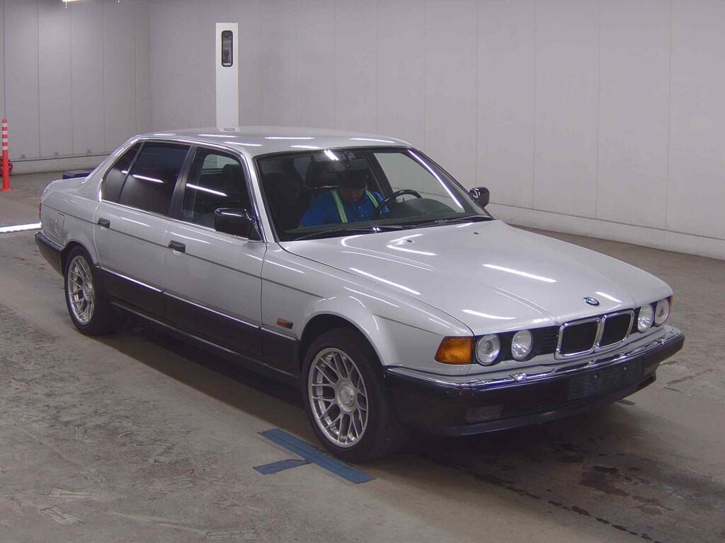 BMW 7 Series 1990 z aukcji japońskiej