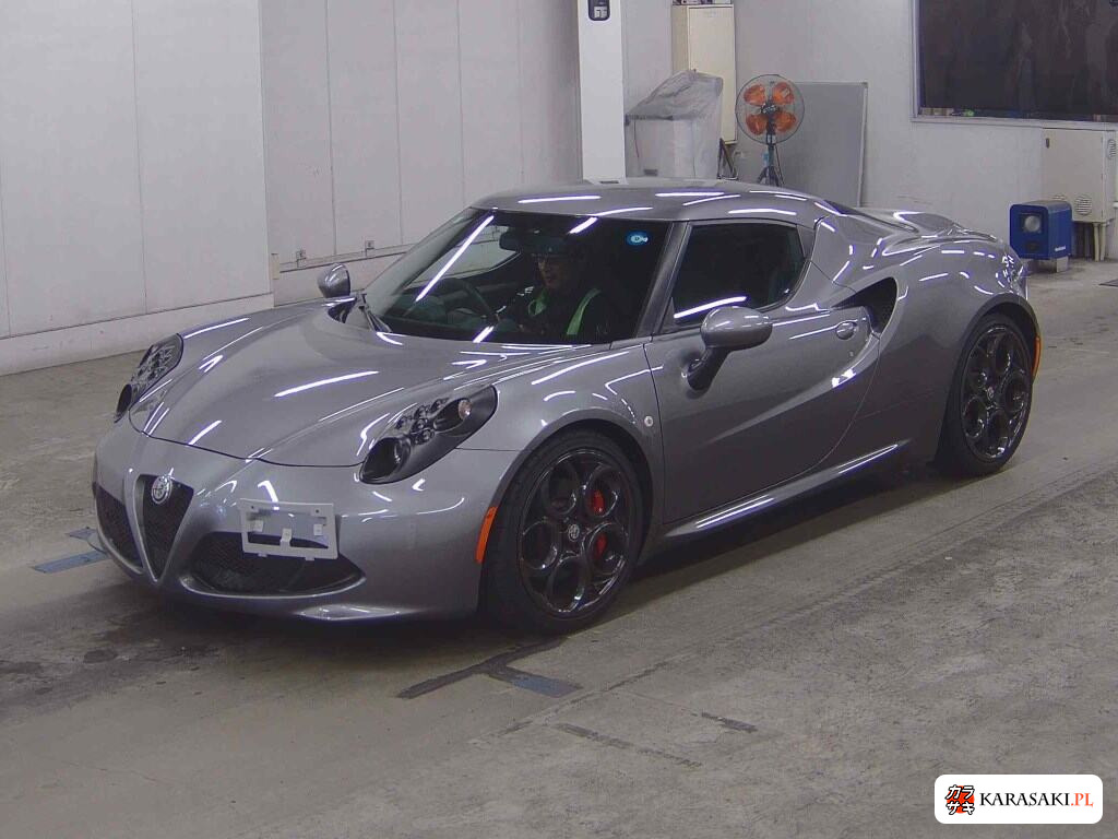 2016 Alfa Romeo 4C 3
