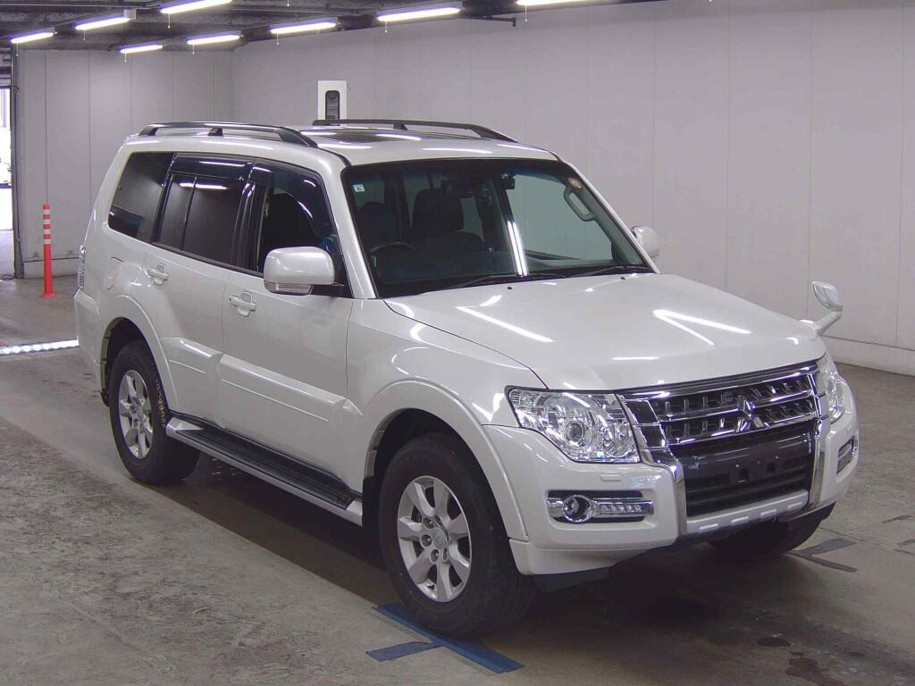 Mitsubishi Pajero 2019 z aukcji japońskiej