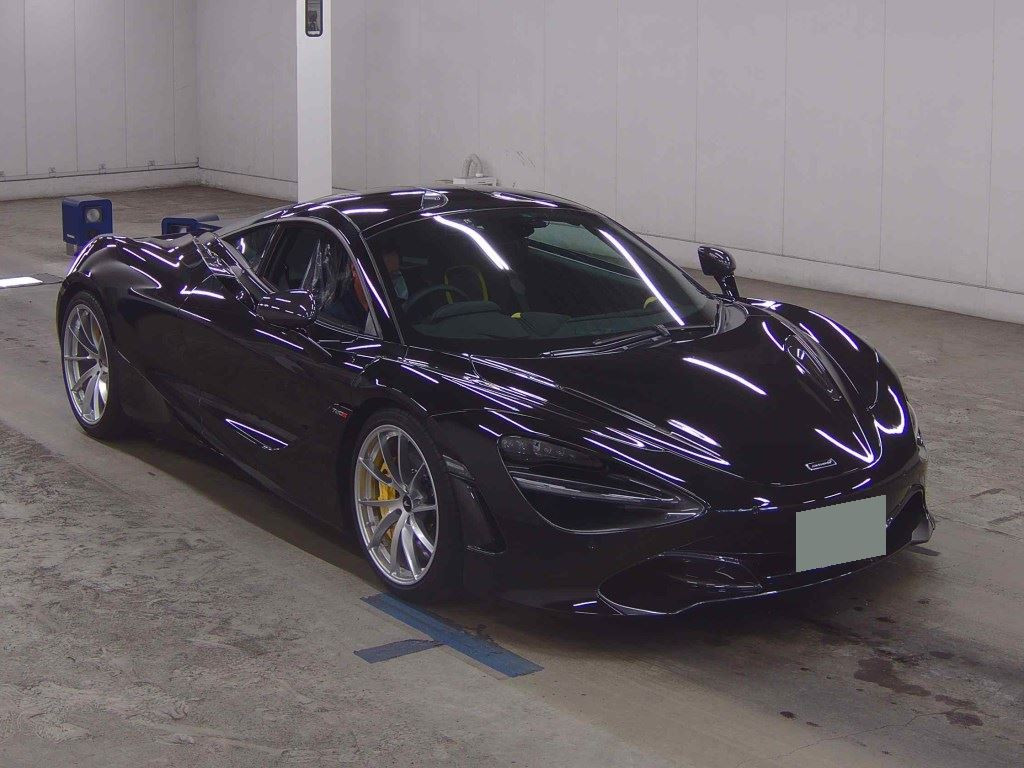 McLaren 720S 2022 z aukcji japońskiej