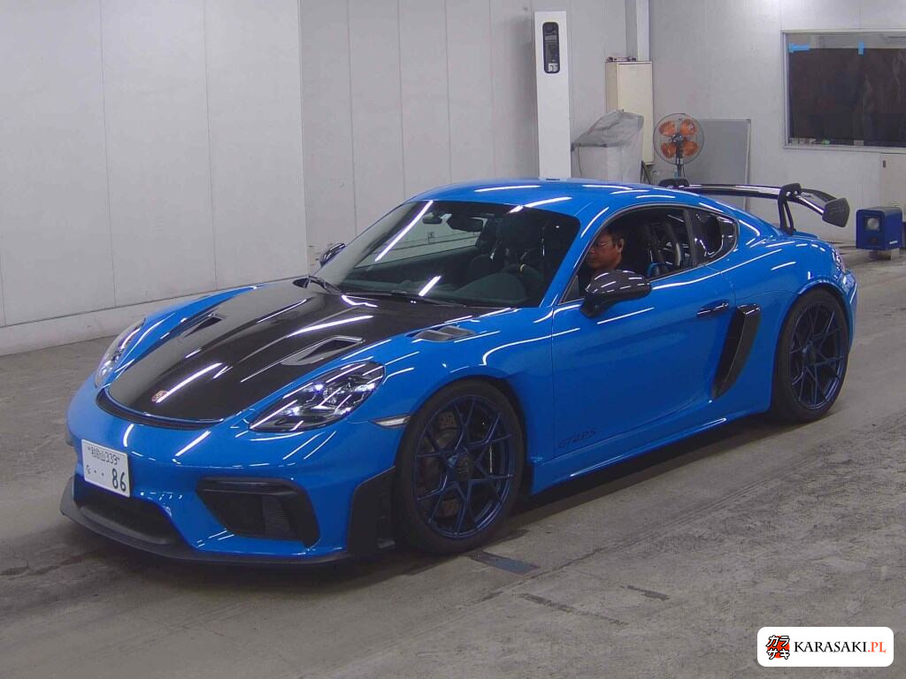2023 Porsche 718 Cayman 3