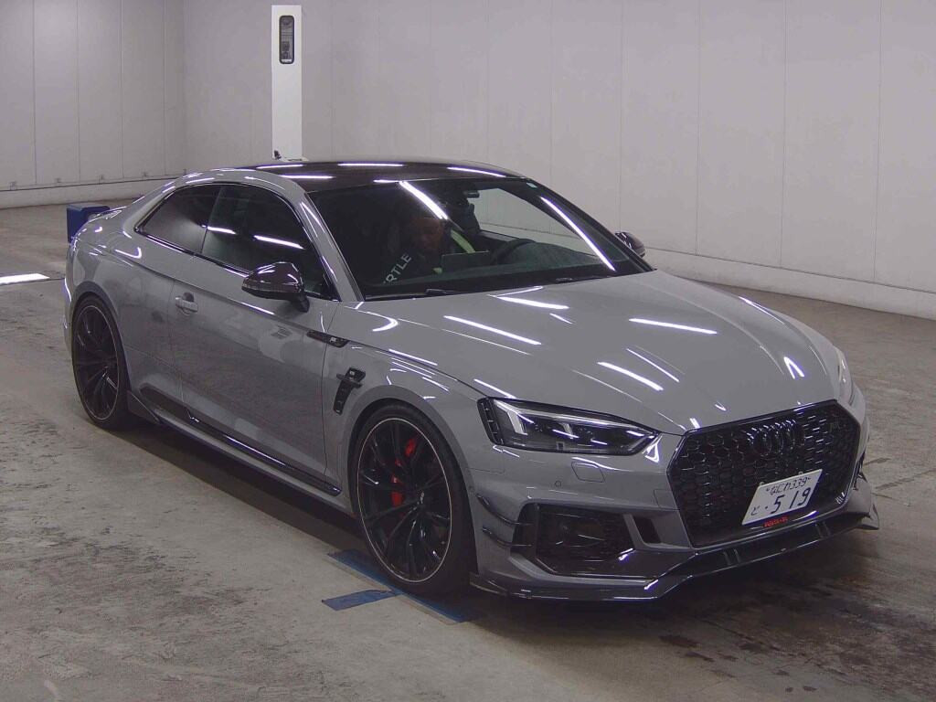 Audi RS5 2018 z aukcji japońskiej