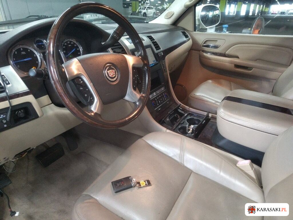 2012 Cadillac 5
