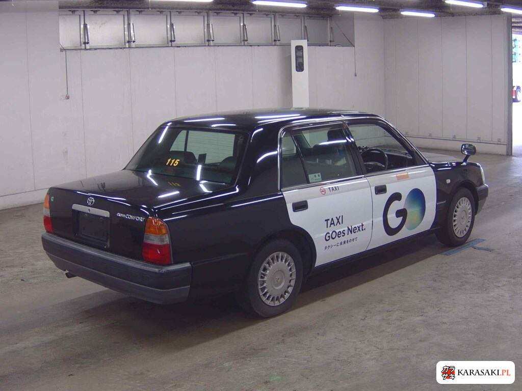 2009 Toyota Crown Comfort 4