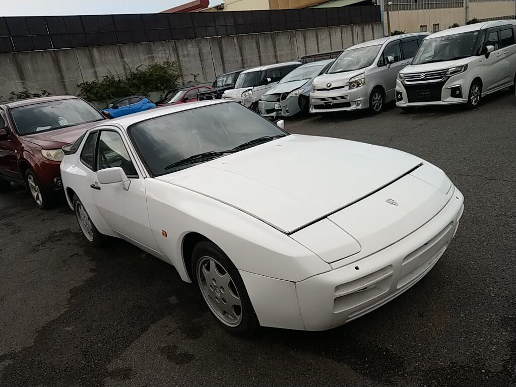 Porsche 944 1990 z aukcji japońskiej