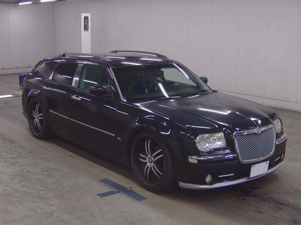 Dodge 2010 z aukcji japońskiej