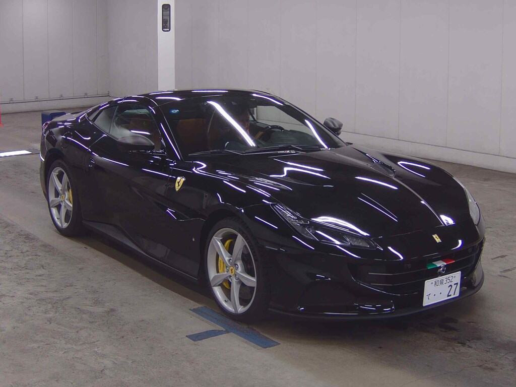 Ferrari Portofino M 2023 z aukcji japońskiej