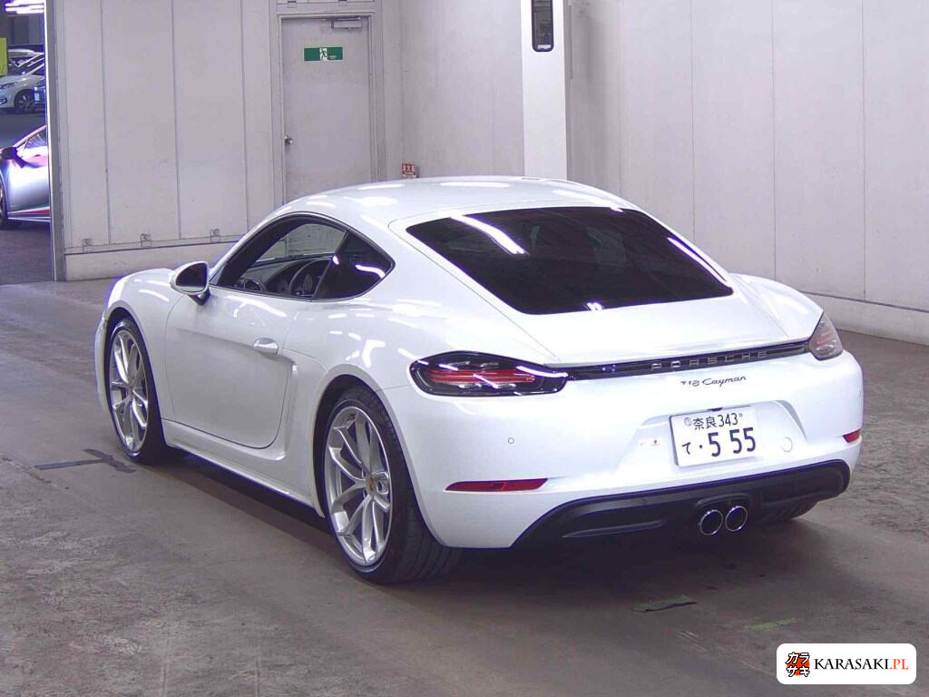2024 Porsche 718 Cayman 2
