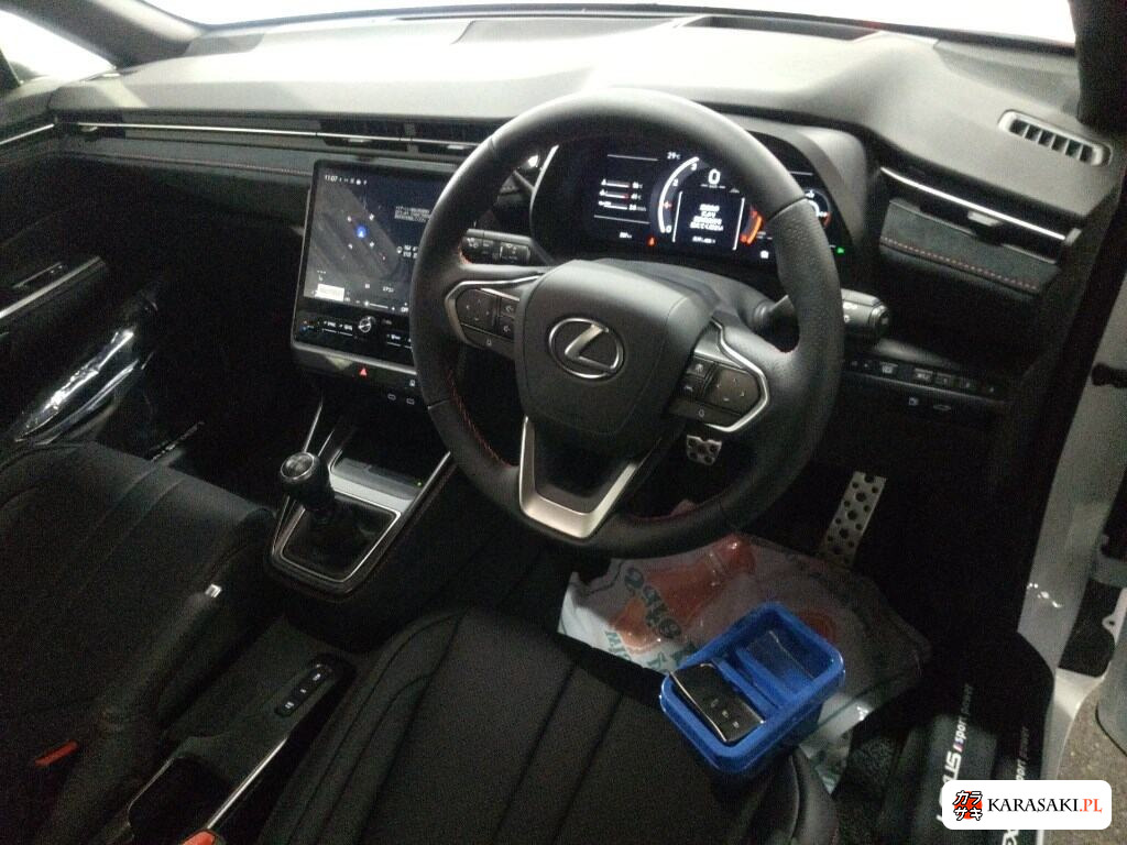 Lexus LBX 2025 z aukcji japońskiej