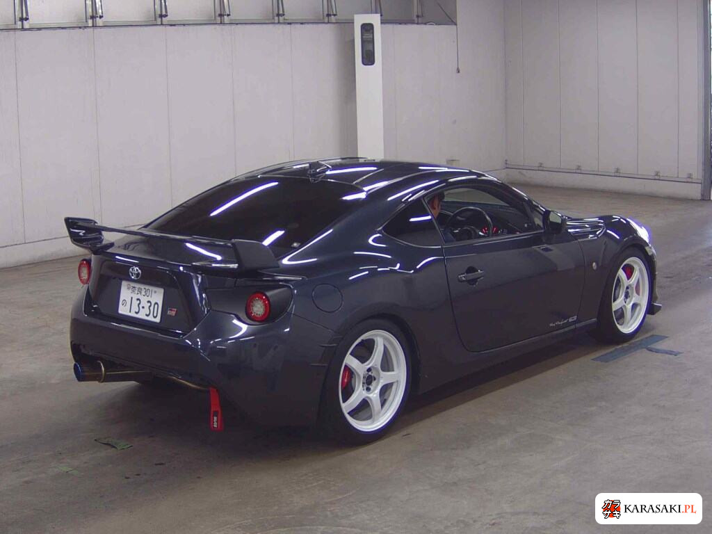 Toyota 86 2018 z aukcji japońskiej