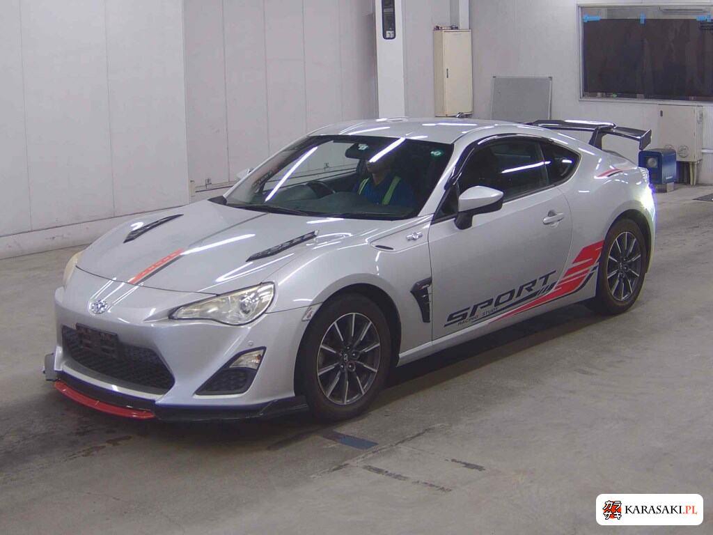 Toyota 86 2013 z aukcji japońskiej