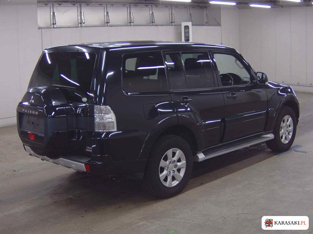 Mitsubishi Pajero 2015 z aukcji japońskiej